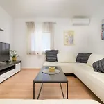 House Marlema By Istrialux * 普拉