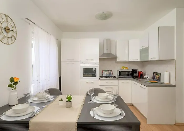 House Marlema By Istrialux Villa *